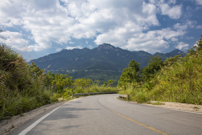 图说大别山旅游公路和沿途美景